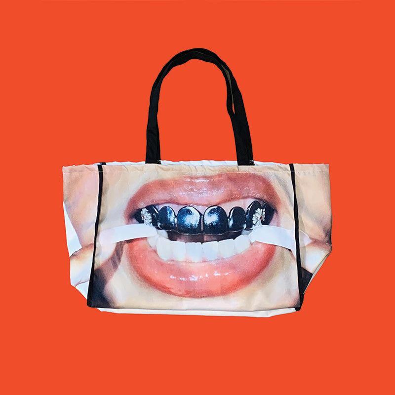 OVA NIGHT TOTE BAG
